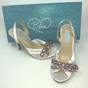 Blue by Betsey Johnson Briel Slingback Pump